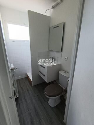  Appartement à louer 2 pièces 45 m²