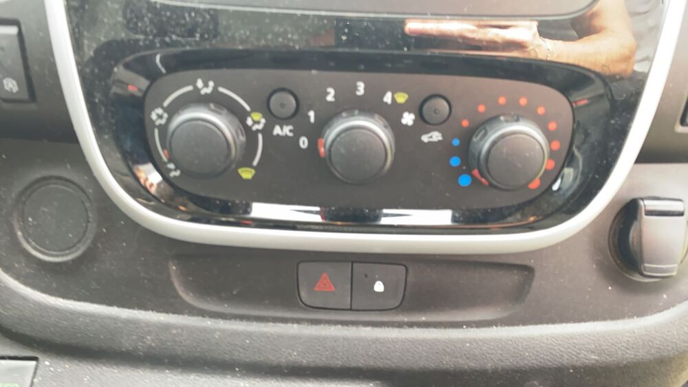 Trafic L1H1 III 1.6 DCi 145 Traffic 2018 occasion 83600 Frejus
