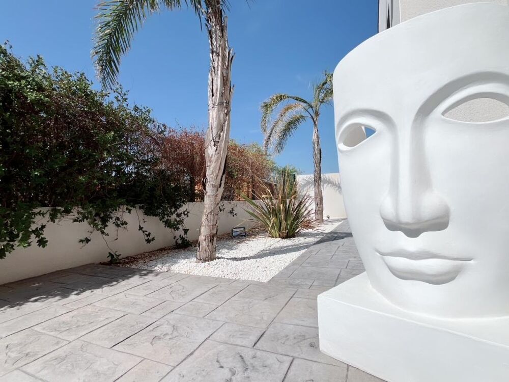 Incroyable villa de 142 m² en R+1 contemporaine sur un terrain de 400 m² en 4 faces sans vis-à-vis avec piscine