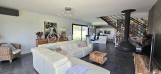  Villa  vendre 7 pices 165 m