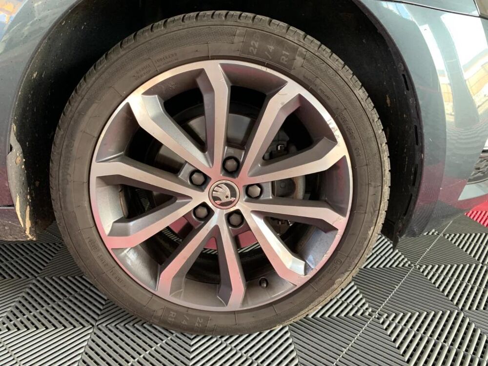 Octavia 2.0 TDI 150 ch SCR FAP DSG7 Edition 2019 occasion 56120 Les Forges De Lanouee