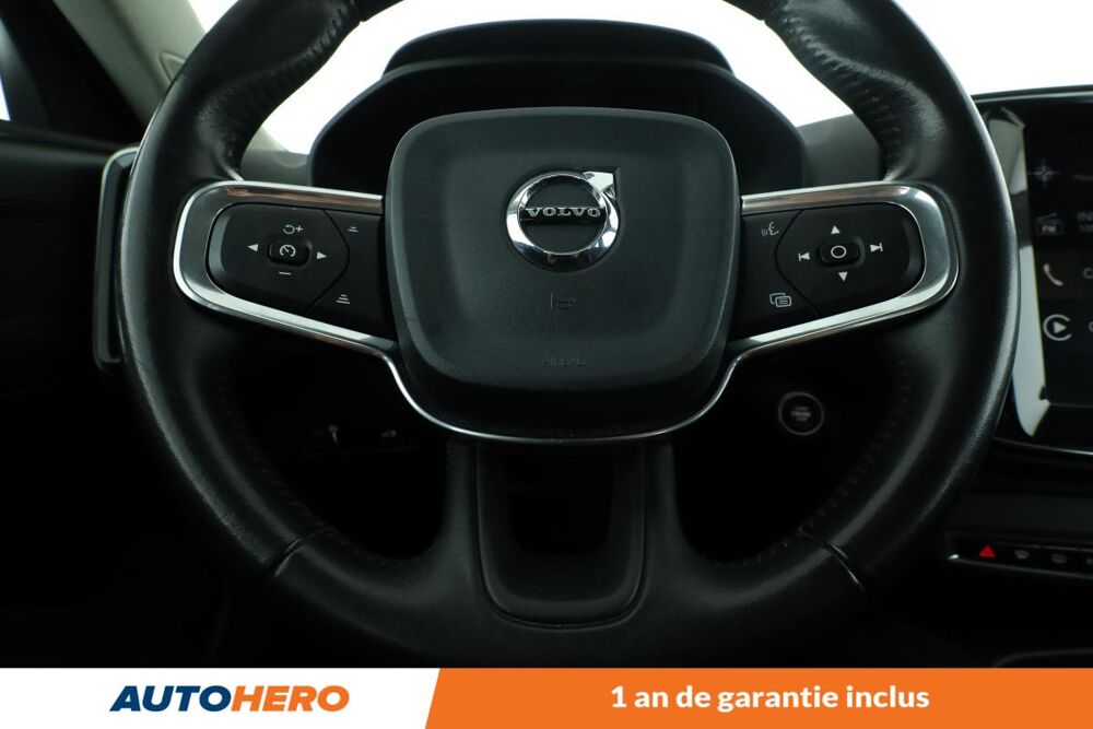 XC40 2.0 D3 AdBlue Momentum Geartronic 8 150 ch 2018 occasion 92130 Issy-les-Moulineaux