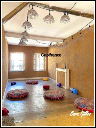  Immeuble à vendre 12 pièces 334 m²