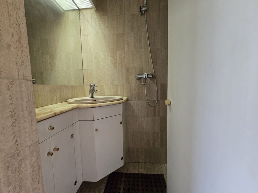 Vente Appartement Studio 10,59 m² à vendre à Neuilly Sur Seine Neuilly sur seine