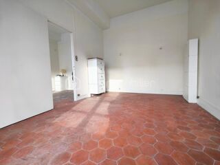  Immeuble � vendre 12 pi�ces 210 m�