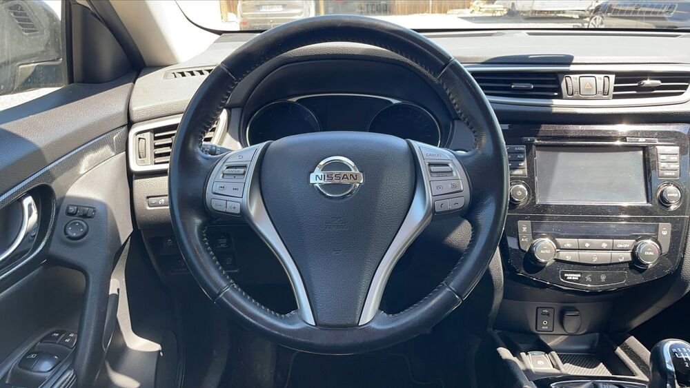 X-Trail III 1.6 DCI 130 5PL N-Connecta - Toit ouvrant 2016 occasion 49400 Saumur