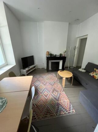  Appartement à louer 3 pièces 60 m²