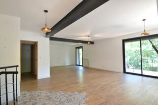 Vente Maison Maison 4/5 Chambres au calme Greasque