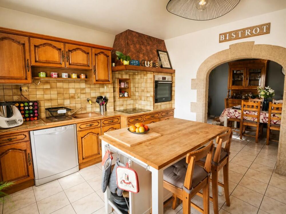 Vente Maison Maison de 6 pièces de 163 m² à Saint-Carreuc Saint carreuc