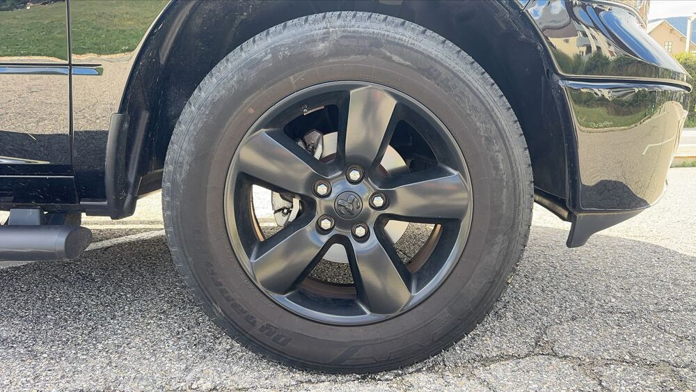 RAM 1500 IV 5.7 V8 HEMI 400 Base - Automatique 2022 occasion 38000 Grenoble