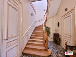  Propri�t�/ch�teau � vendre 12 pi�ces 360 m�