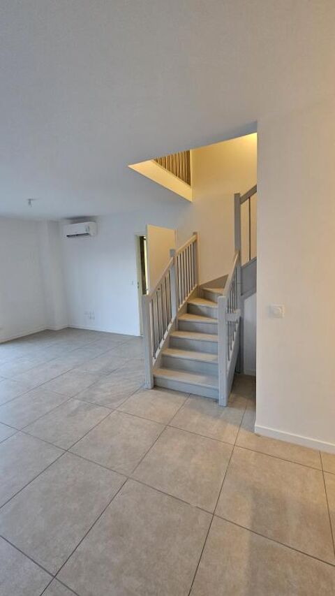   A VENDRE : BELLE ET AGREABLE MAISON T4 A VENDRE Maison - 4 pi�ce(s) - 109 m�