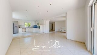 Villa à vendre 8 pièces 215 m²