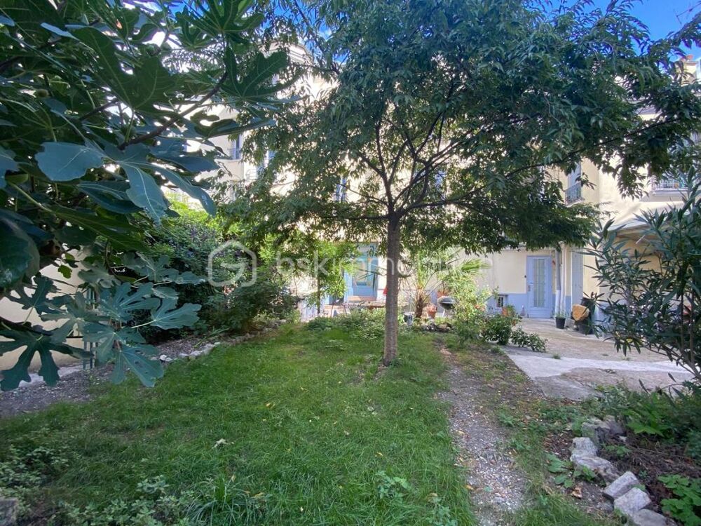 Coeur de ville - Appartement comme une maison avec jardin partagé et sous-sol total