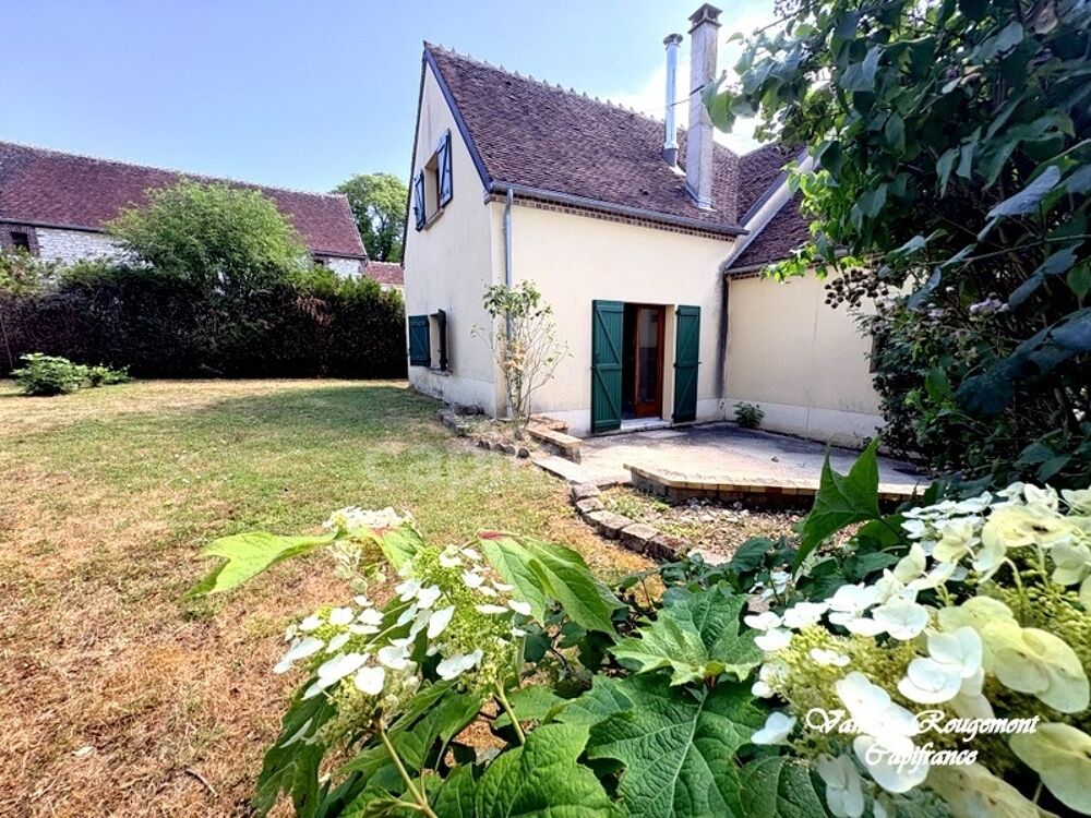 Maison familiale de 140 m² avec jardin arboré et dépendance  Poilly-sur-Tholon