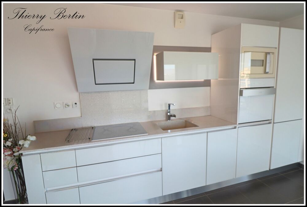 à vendre  Appartement Fréjus (83600)