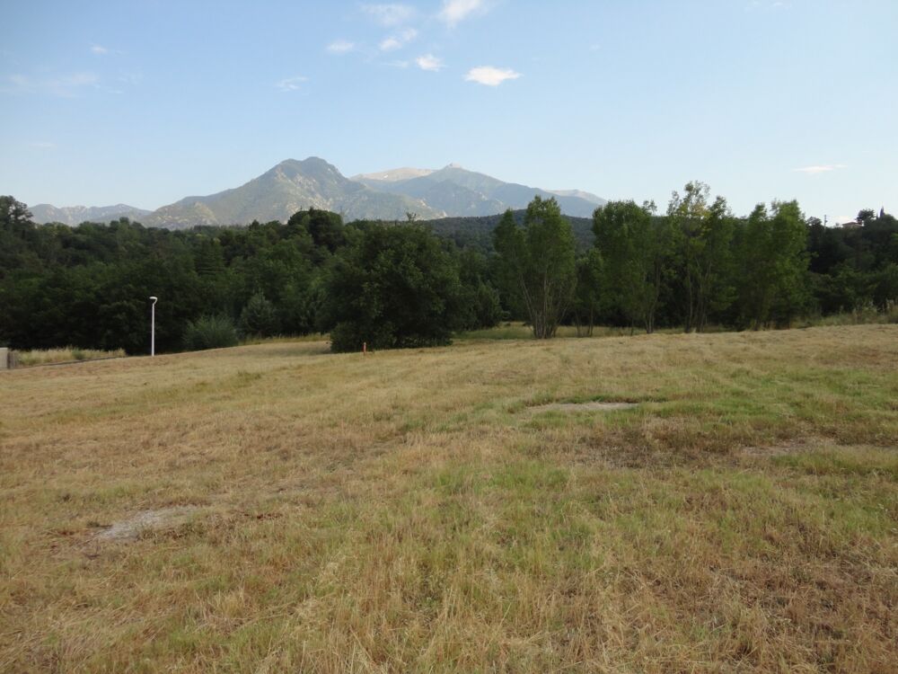 Vente Terrain Dpt Pyrénées Orientales (66), à vendre PRADES Terrain constructible 421 m², 3 faces, libre constructeur Prades