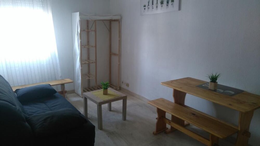 Location Appartement Studio de 17m2 à louer sur Nîmes Nimes