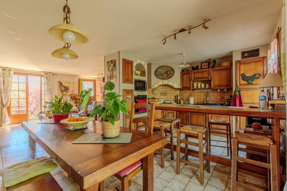 EXCLUSIVITE PROPRIETES-PRIVEES : Maison familiale à GAILLON-SUR-MONTCIENT
