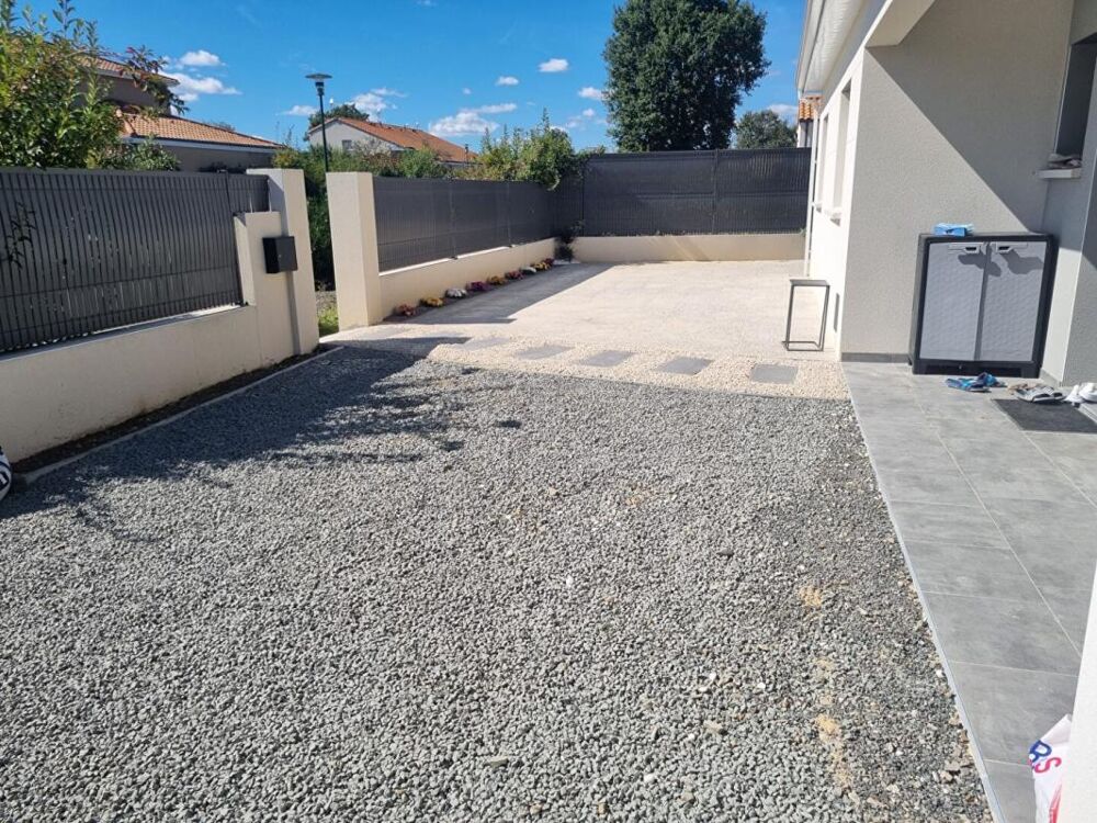 EXCLUSIVITÉ Magnifique maison contemporaine de plain-pied à Nuaillé