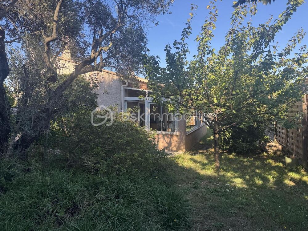 Vente Maison HYÈRES (83400) – Villa de plain-pied au calme, 3 chambres, véranda, garage et jardin clos de 489 m² Hyeres