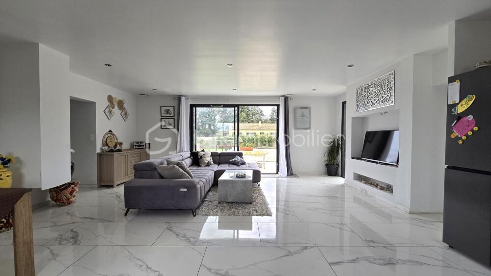 Vente Villa Villa contemporaine avec suite parentale en RDC, piscine, garage et grand jardin Bagnols sur ceze