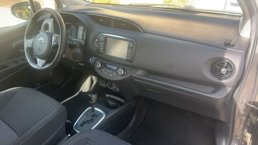 Yaris III 1.5 VVT-i 100 Hybrid E-CVT Dynamic - Automatique 2019 occasion 83510 Lorgues