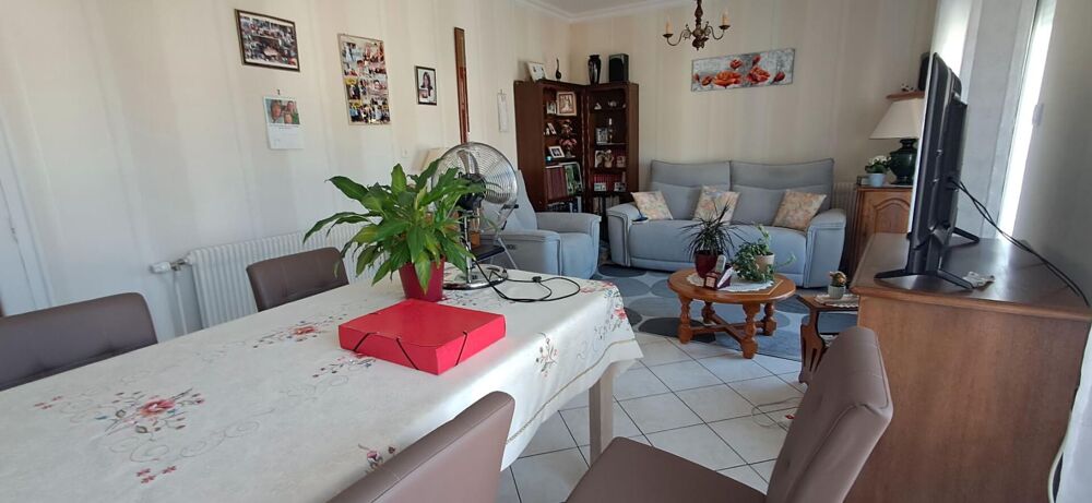 Vente Maison Maison LAVAL très bon secteur (hilard) 4 pièce(s) / 2chs +1 / 83 m2 Laval