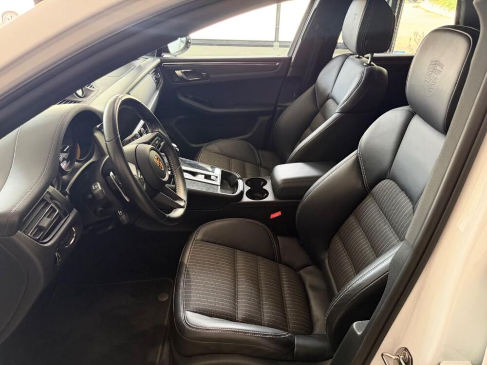 Macan T – Bose LED Noir et blanc Garantie Approved 2022 occasion 33000 Bordeaux
