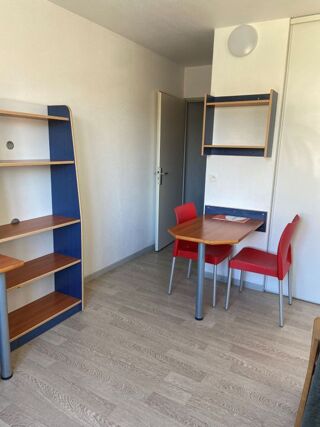  Appartement à louer 1 pièce 18 m²