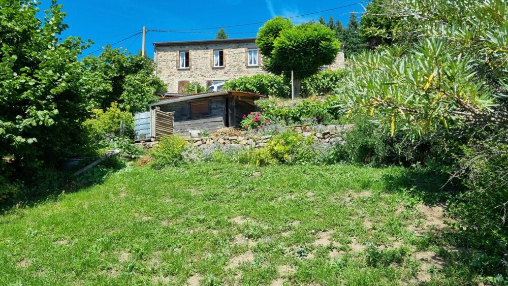 Le BESSAT 42660 Secteur Graix maison de village 2 chambres garage terrain non attenant 285m²