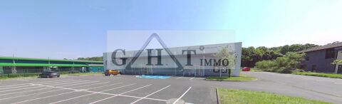 &Agrave; LOUER � SAINT-MAXIMIN - LOCAL COMMERCIAL � 1 142 m&sup2; 12372 60740 Saint maximin