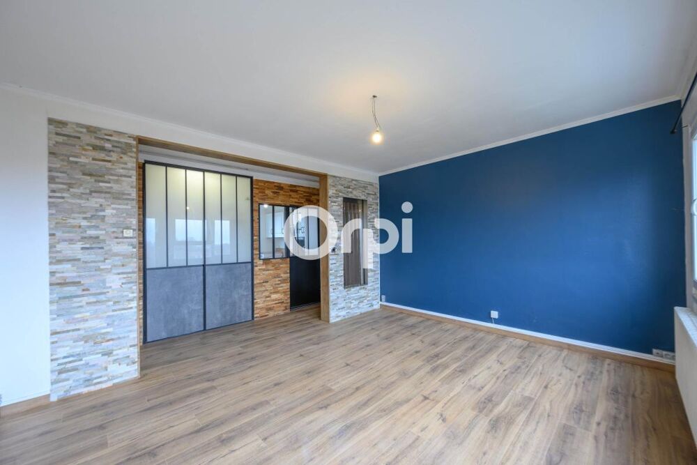Appartement T3 refait à neuf avec balcon et parking