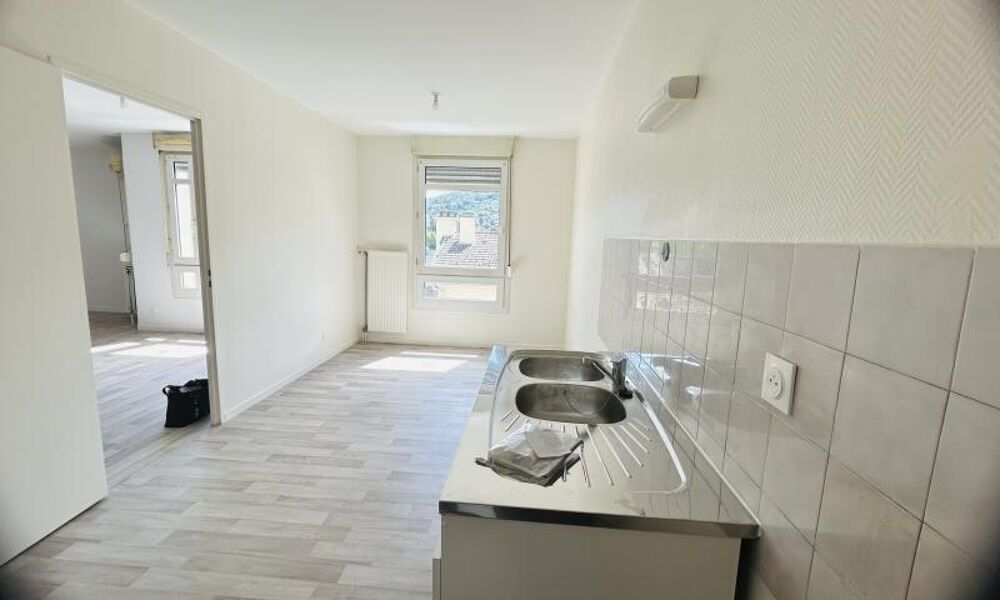 Location Appartement T5 Unieux