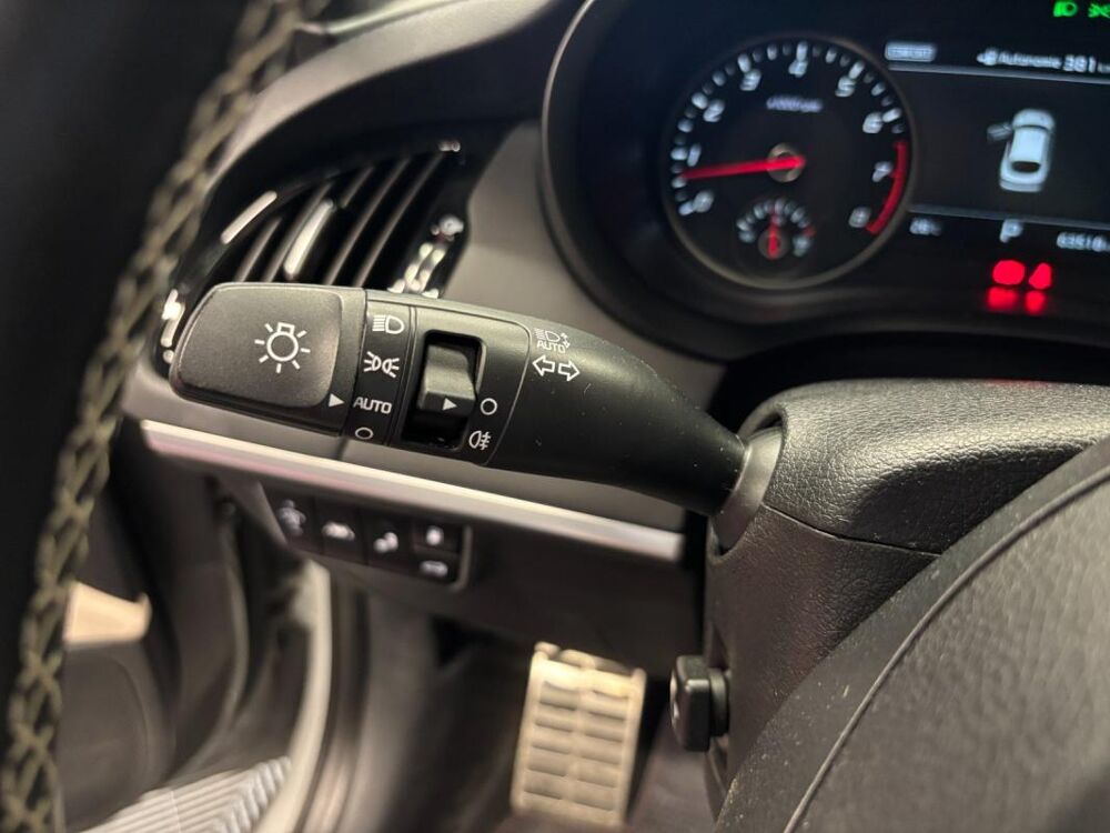 Stinger 3.3 T-GDi 366 ch ISG BVA8 4x4 GT 2018 occasion 78200 Mantes La Jolie