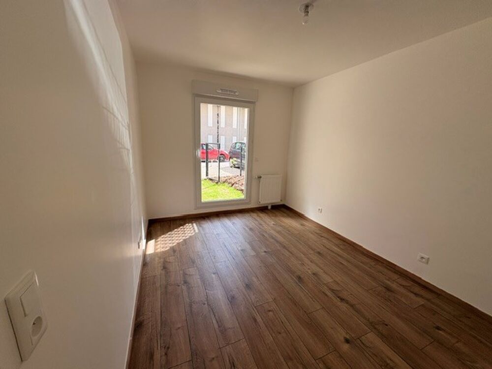 T2 NEUF avec terrasse, jardin et parking à CHARTRES