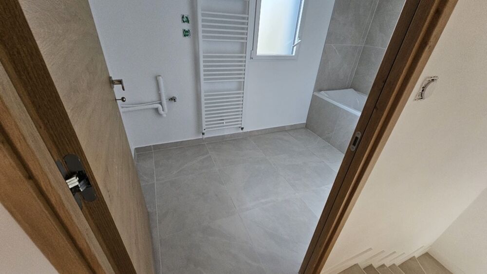 Vente Maison Maison  vendre 4 pices Proche de THOIRY PROCHE (78) Thoiry proche