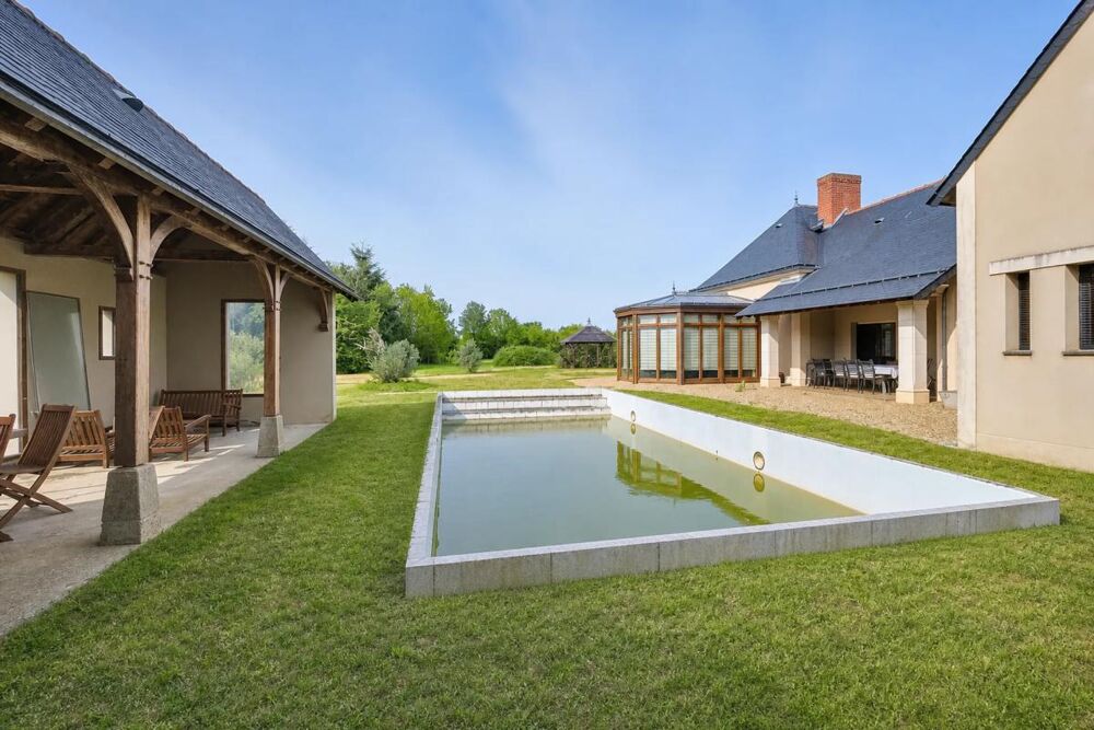 Propriété d'exception de 390 m² à Angrie