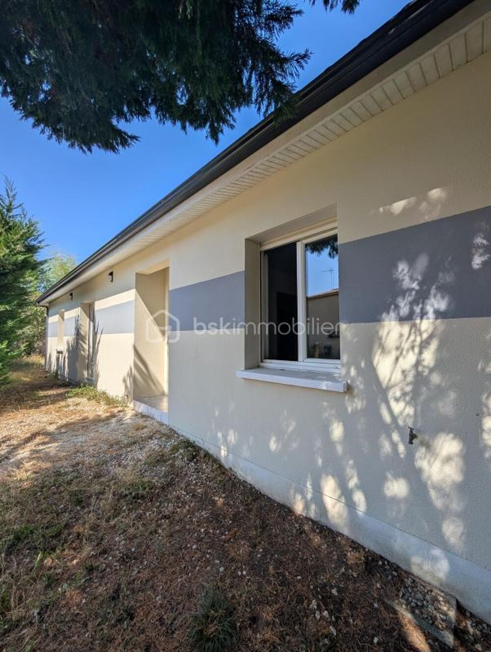 Maison contemporaine de 115 m²  4 ch dont une suite parentale  Terrain 546 m² au calme