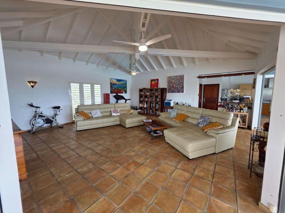 à vendre  Villa Baie-Mahault (97122)