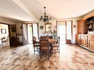  Maison  vendre 7 pices 180 m