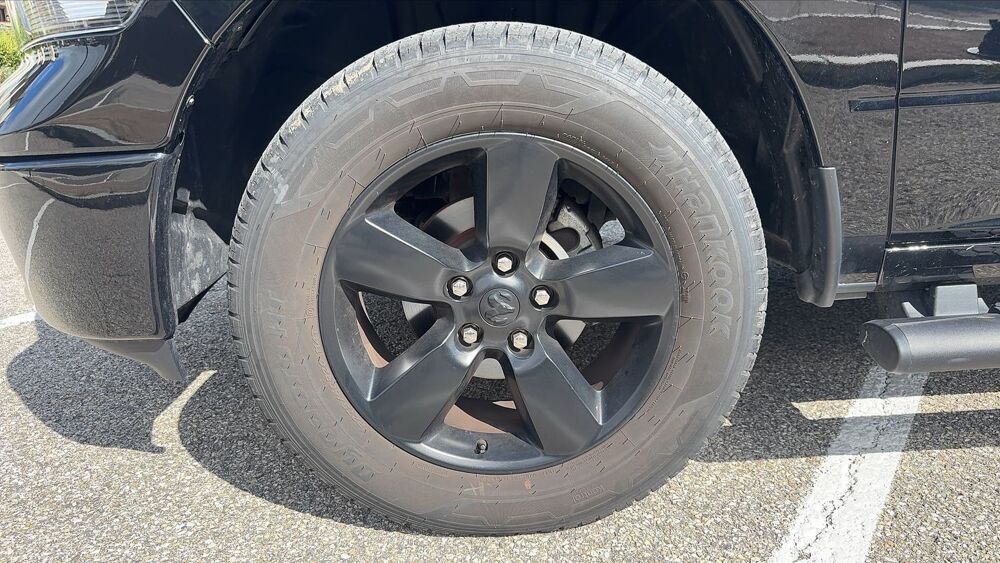 RAM 1500 IV 5.7 V8 HEMI 400 Base - Automatique 2022 occasion 38000 Grenoble