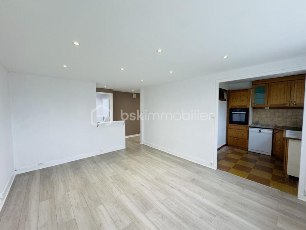 Vente Appartement Appartement T3 en dernier étage Sathonay camp