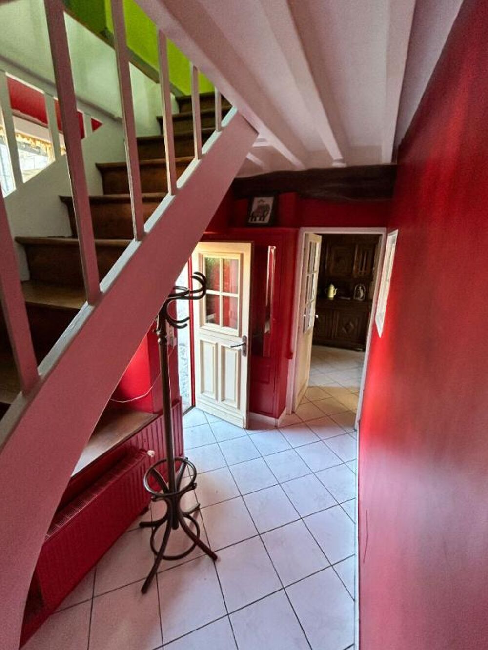 CHARMANTE MAISON EN PIERRES DE 7 PIECES, 5 CHAMBRES