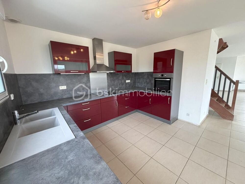 Maison à 10 min à pied de la mer avec dépendance et garage