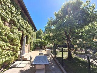  Maison  vendre 6 pices 260 m