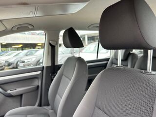 Touran II 1.2 TSI 105 BLUEMOTION TECHNOLOGY TRENDLINE 2011 occasion 78240 Chambourcy