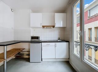 Vente Appartement PARIS 11EME ARRONDISSEMENT (75) - Père Lachaise : studio calme et lumineux en dernier étage Paris 11