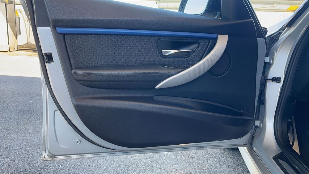 S&eacute;rie 3 (F30) 330e 252 Plug in Hybrid BVA8 M Sport - Automatique 2016 occasion 42000 Saint Etienne