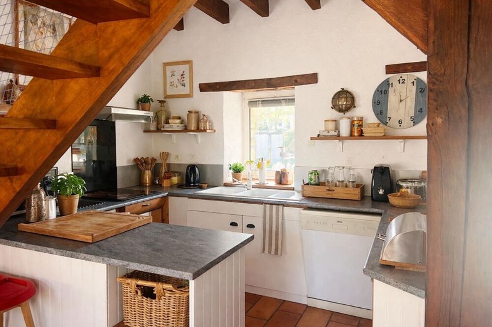 Longère bretonne en pierre à vendre à Sarzeau  800 m plage Landrezac  4 chambres  Gîte possible - Au calme